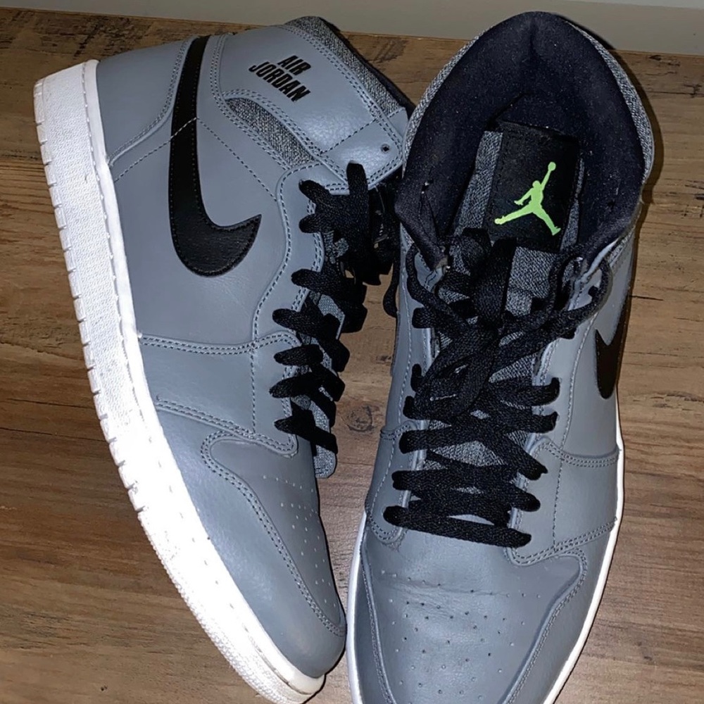 Nike Jordan ones